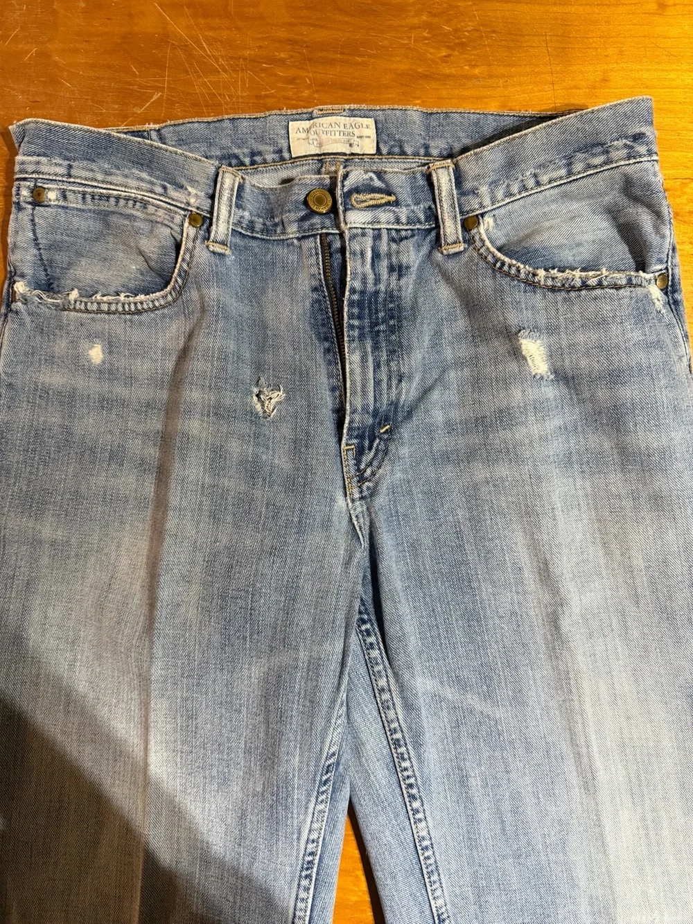 American Eagle Outfitters Light Blue Distressed Straight Jeans 32x24